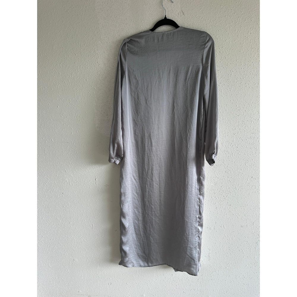 Charlotte Russe Longline Duster Cardigan Medium Silver Grey Satin Shimmer Layer - Picture 2 of 7